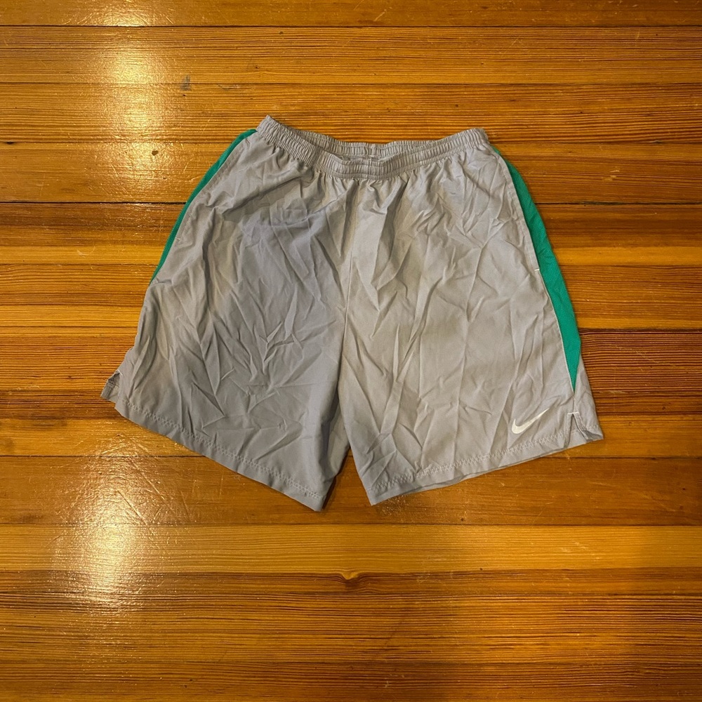 Nike 7” Challenger Running Shorts